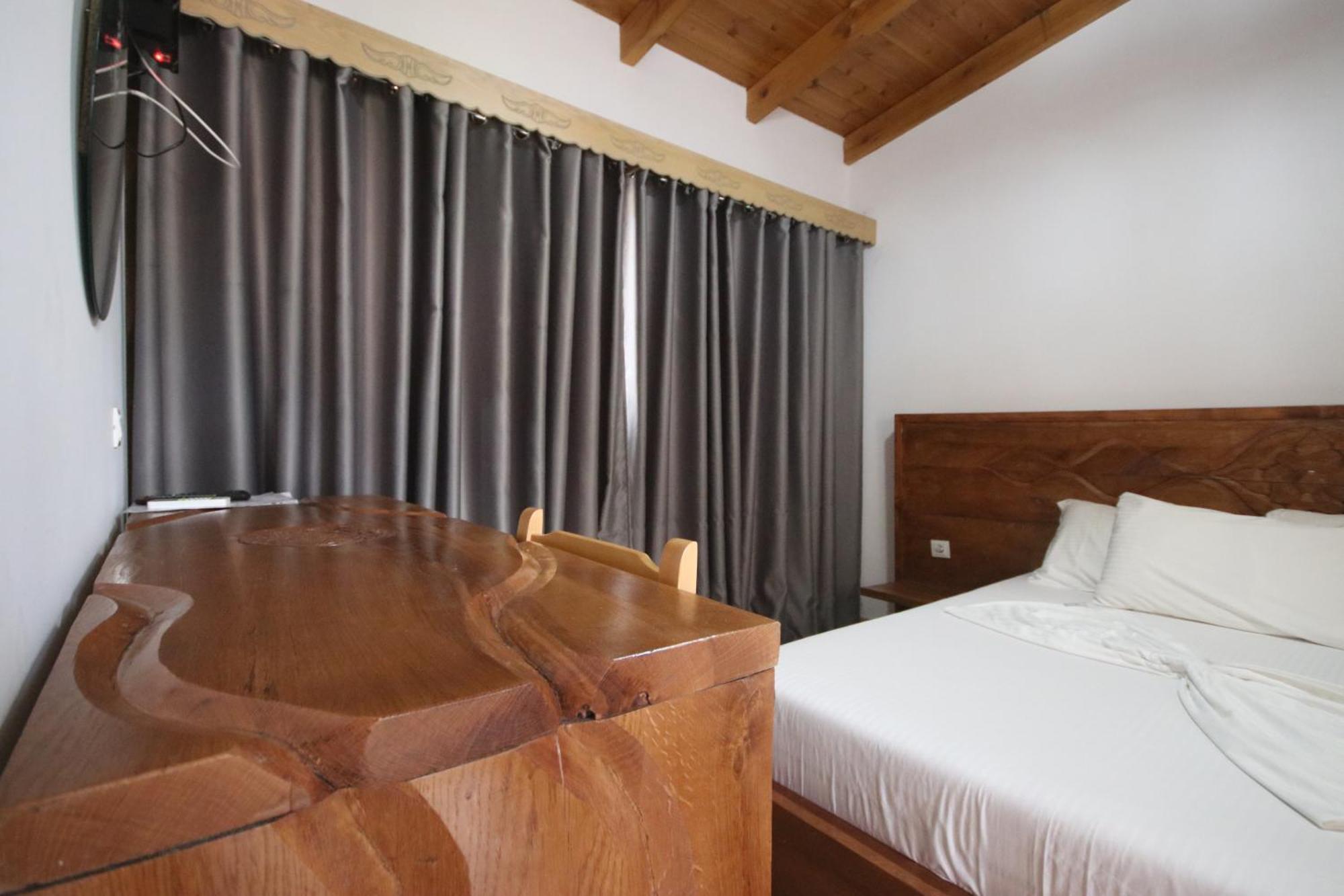 Vila Mateus Himare Exterior foto