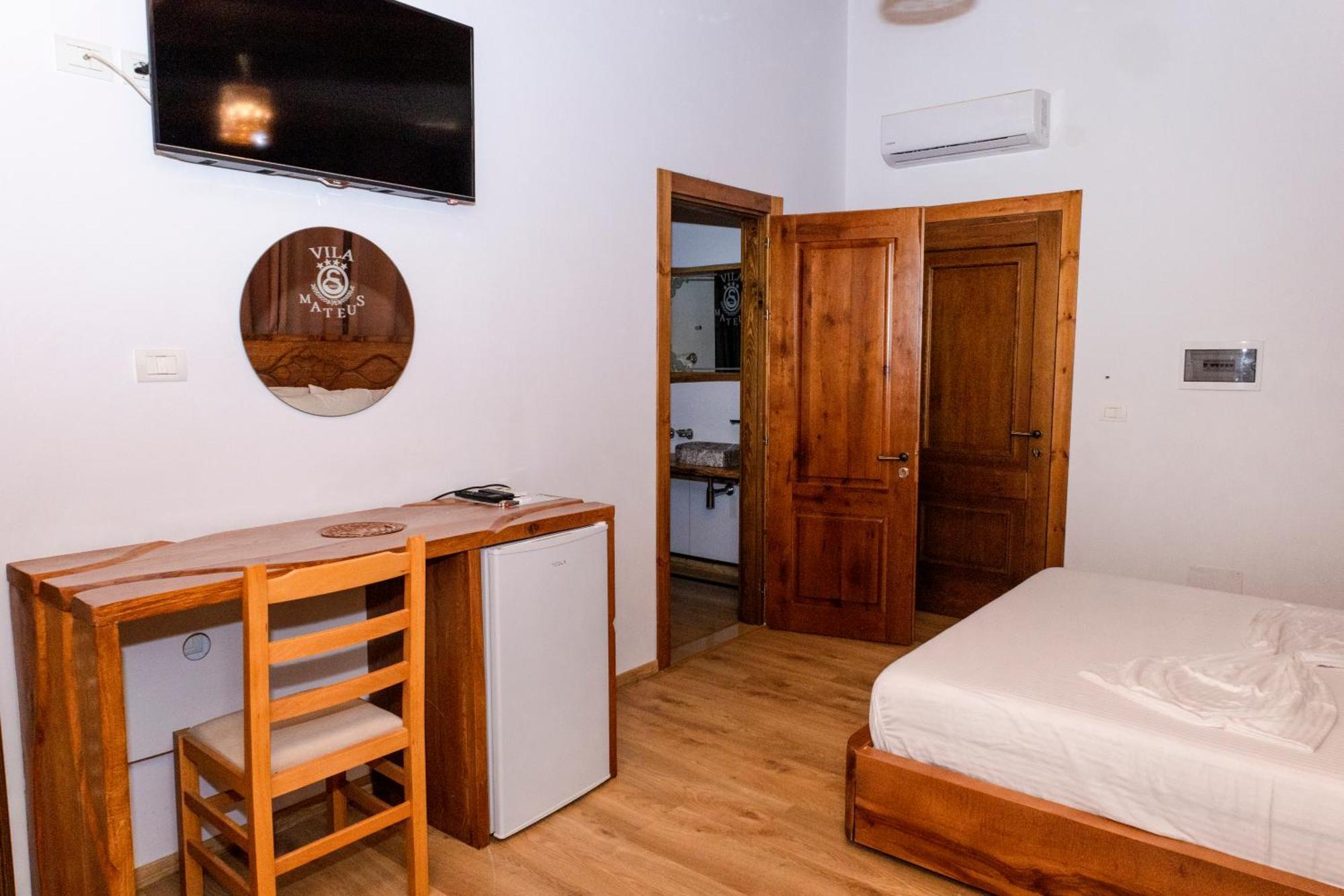 Vila Mateus Himare Exterior foto
