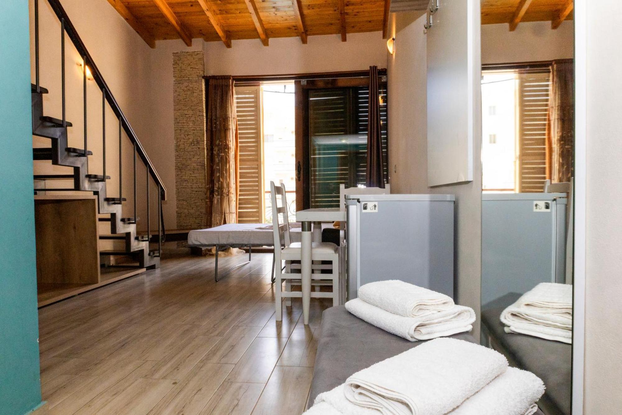Vila Mateus Himare Exterior foto