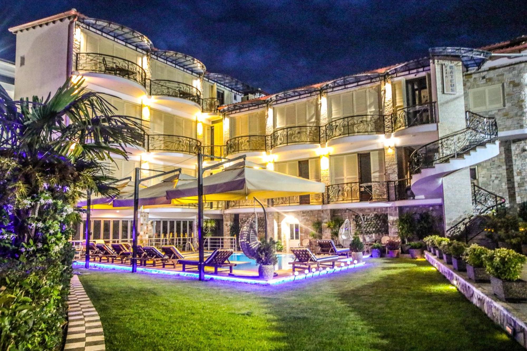 Vila Mateus Himare Exterior foto